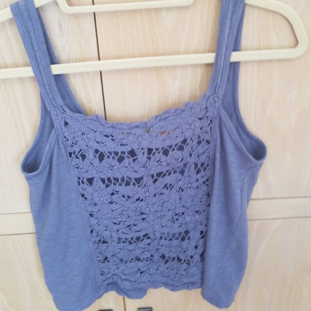 Tops - Picture 2 of 4